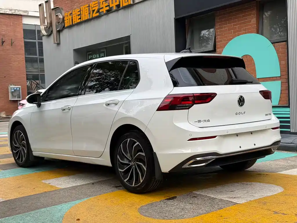 Volkswagen Golf — миниатюра 14