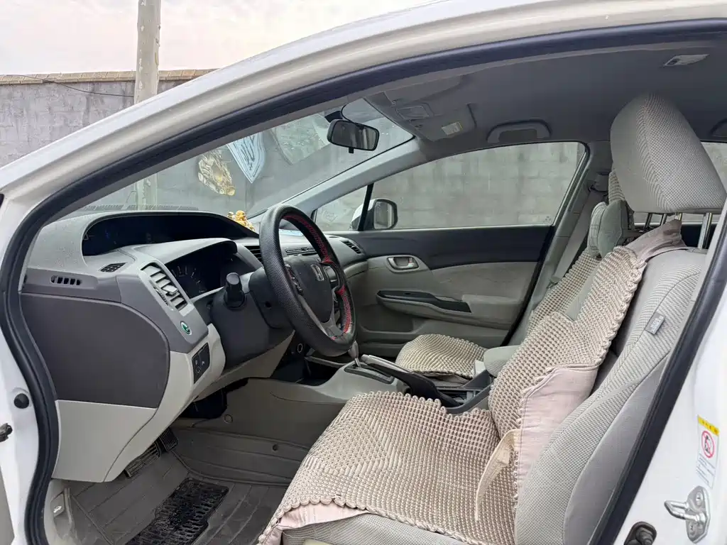 Honda Civic — миниатюра 6