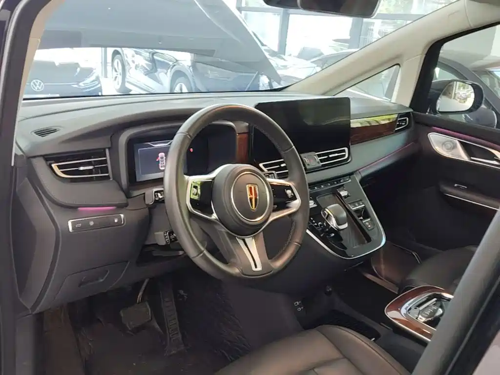 Hongqi HQ9 PHEV 2024 2.0T Luxury