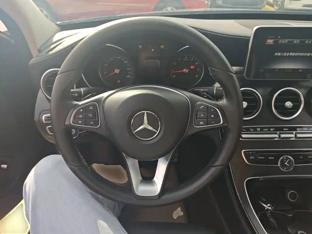 Mercedes-Benz C-Class — миниатюра 11
