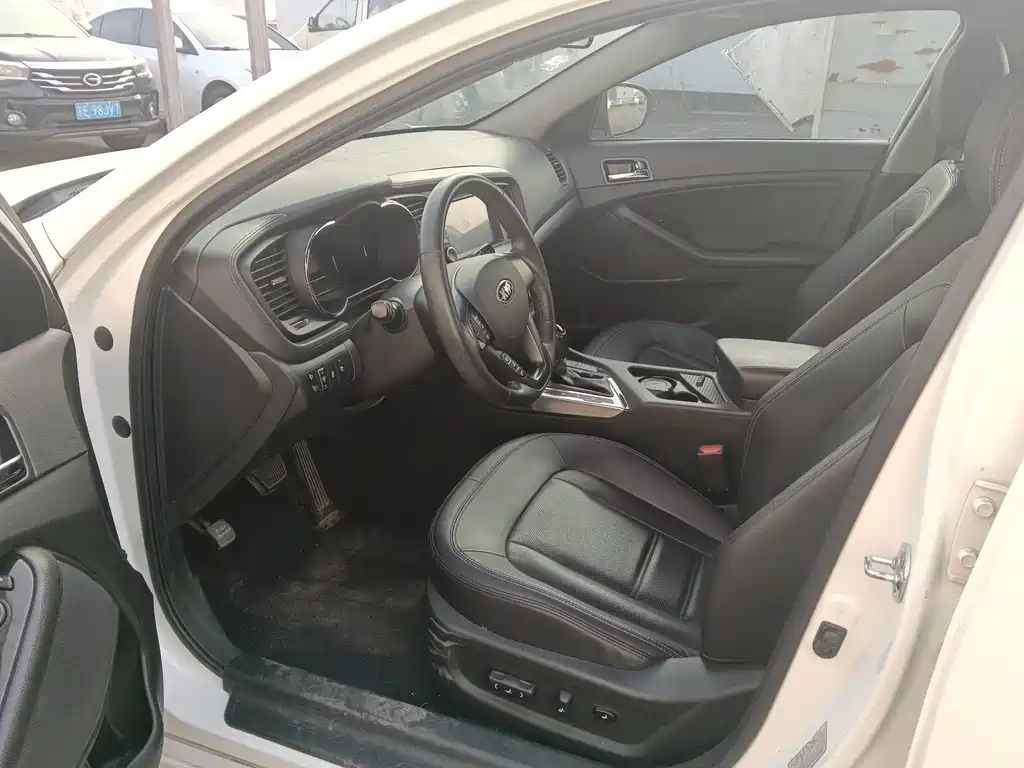 Kia K5 — миниатюра 7