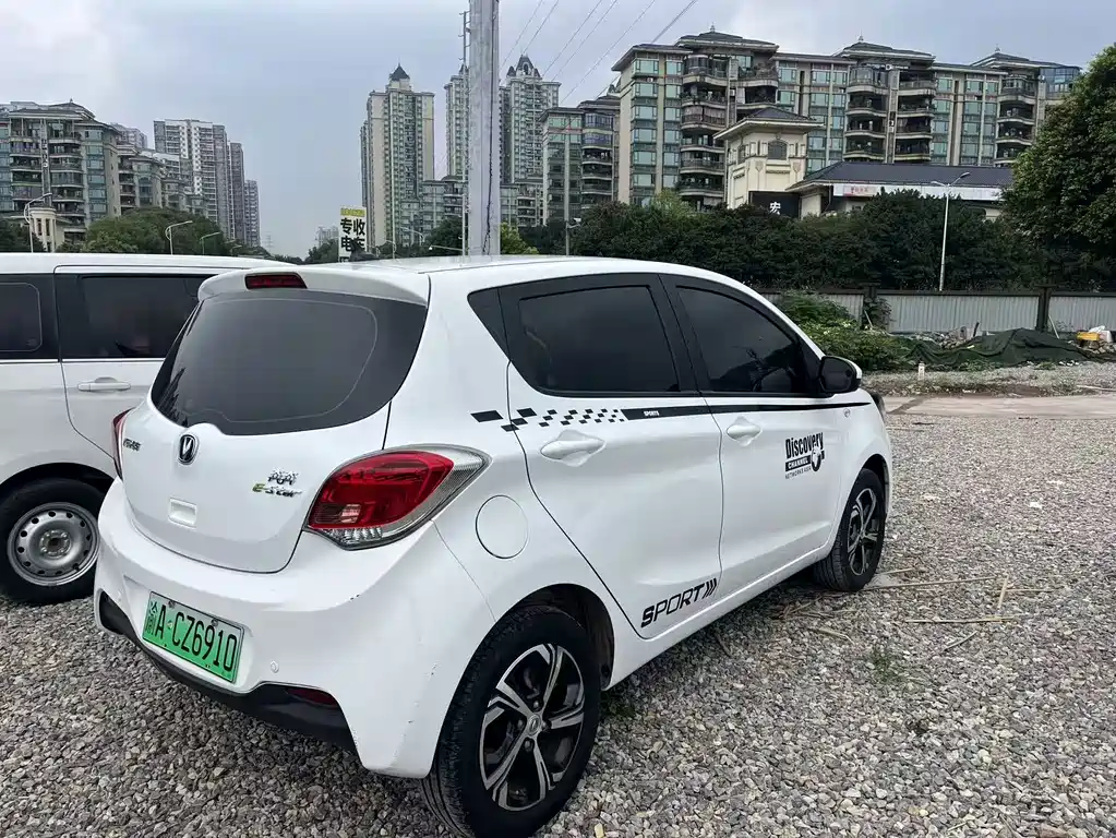 Changan EV — миниатюра 4