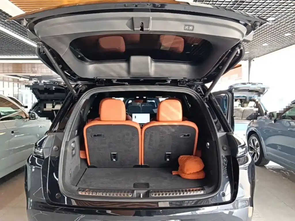 Li Auto Li L8 — миниатюра 19