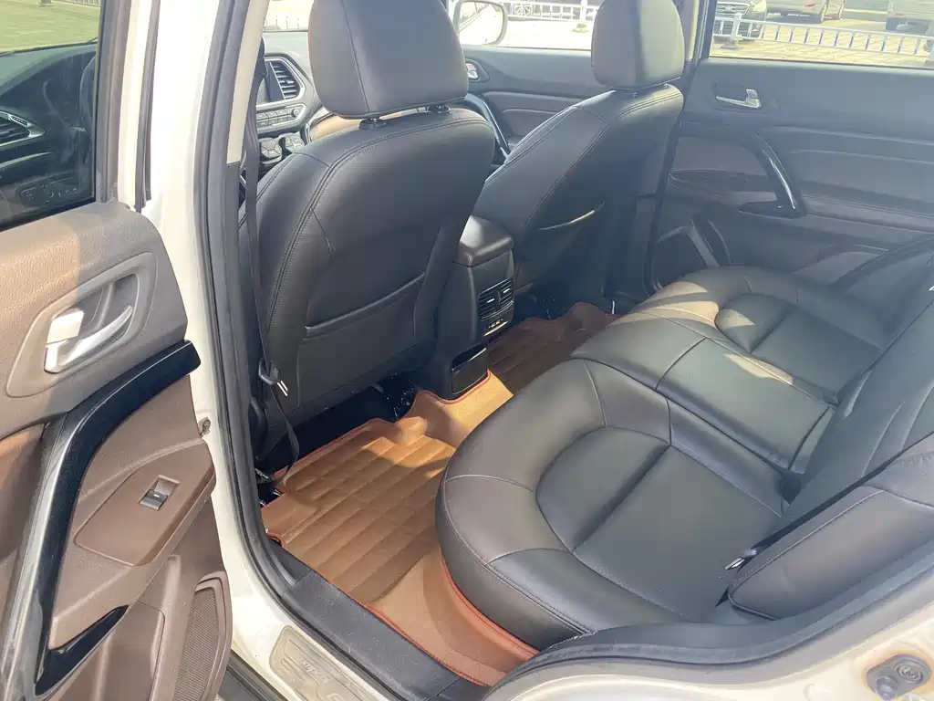 GAC Motor Trumpchi GS4 — миниатюра 8