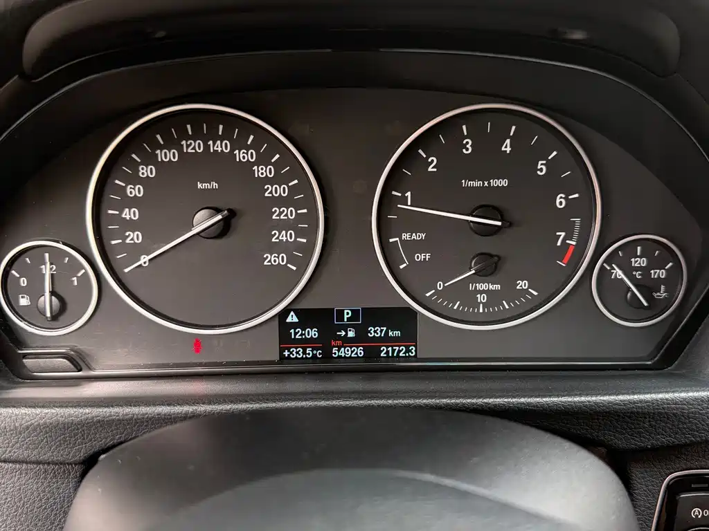 BMW 3 Series — миниатюра 12