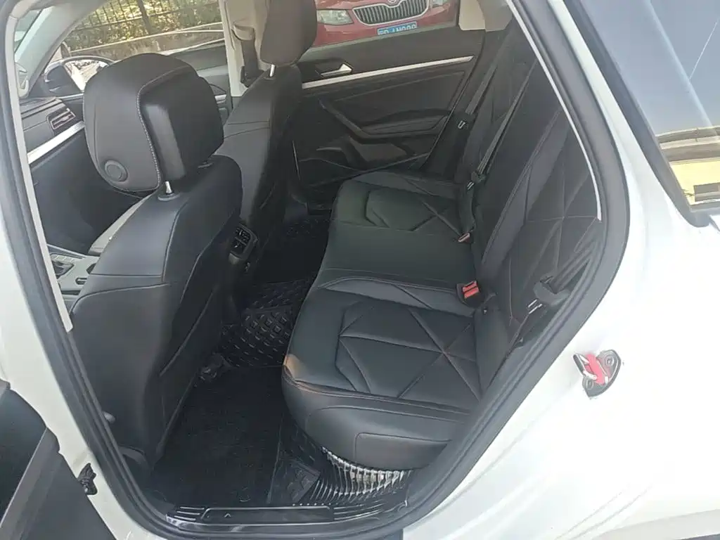 Volkswagen Lavida — миниатюра 22