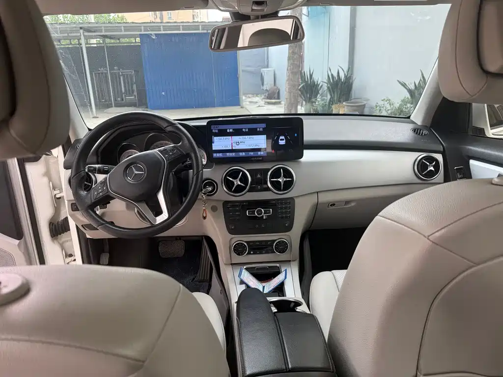 Mercedes-Benz GLK-Class — миниатюра 9