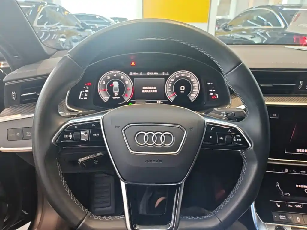 Audi A7L — миниатюра 11