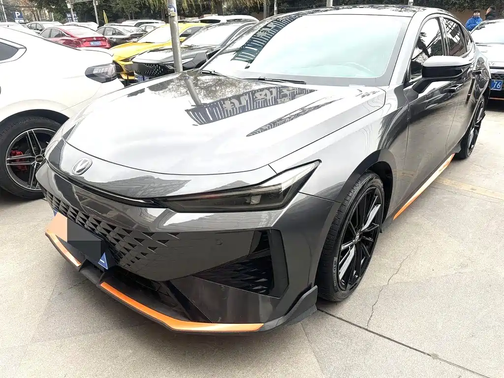 Changan UNI-V 2024