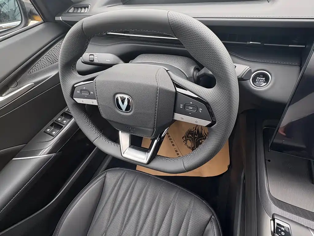 Changan Eado 2025 1.5T 500Bar Luxury