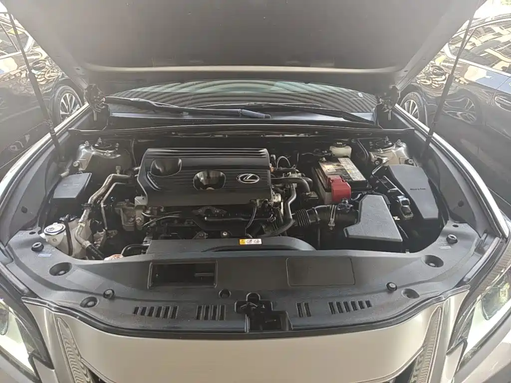 Lexus ES — миниатюра 20
