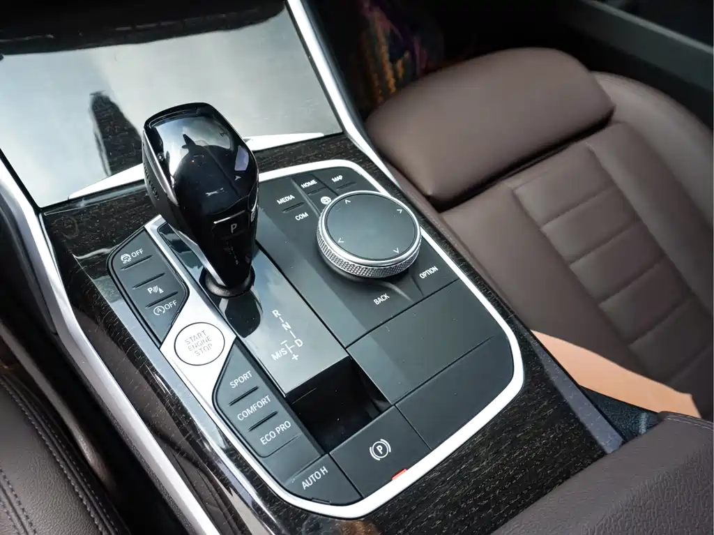 BMW 3 Series — миниатюра 15