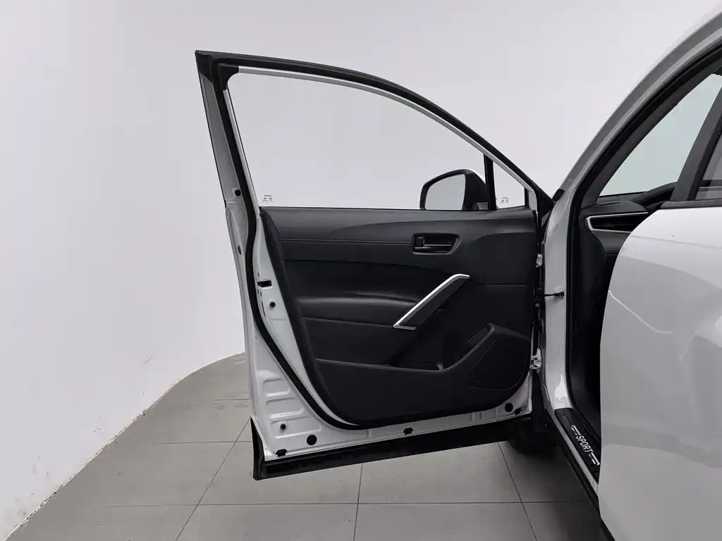 Toyota Frontlander — миниатюра 8