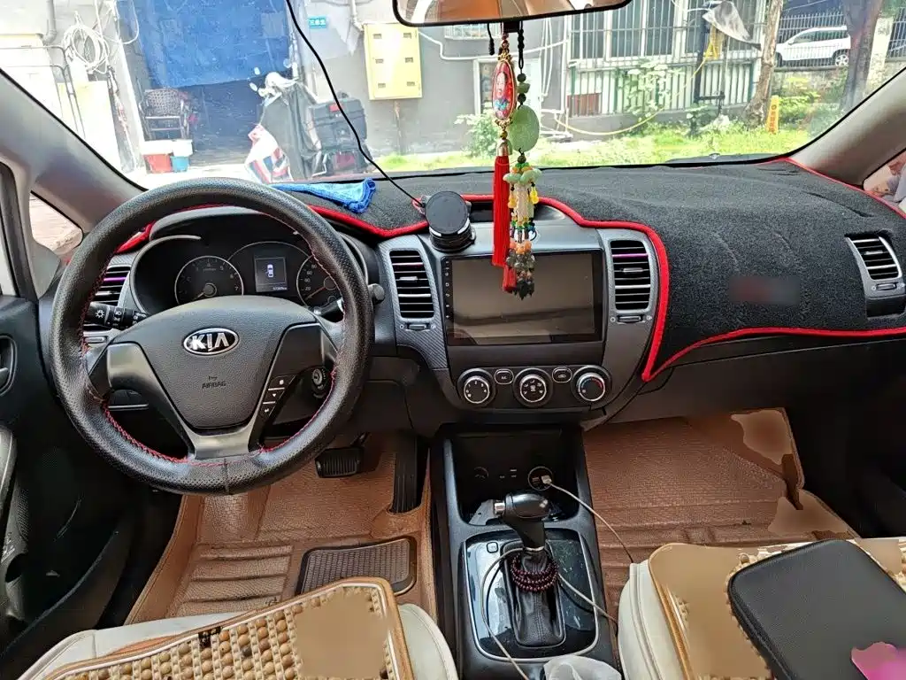 Kia K3 — миниатюра 13