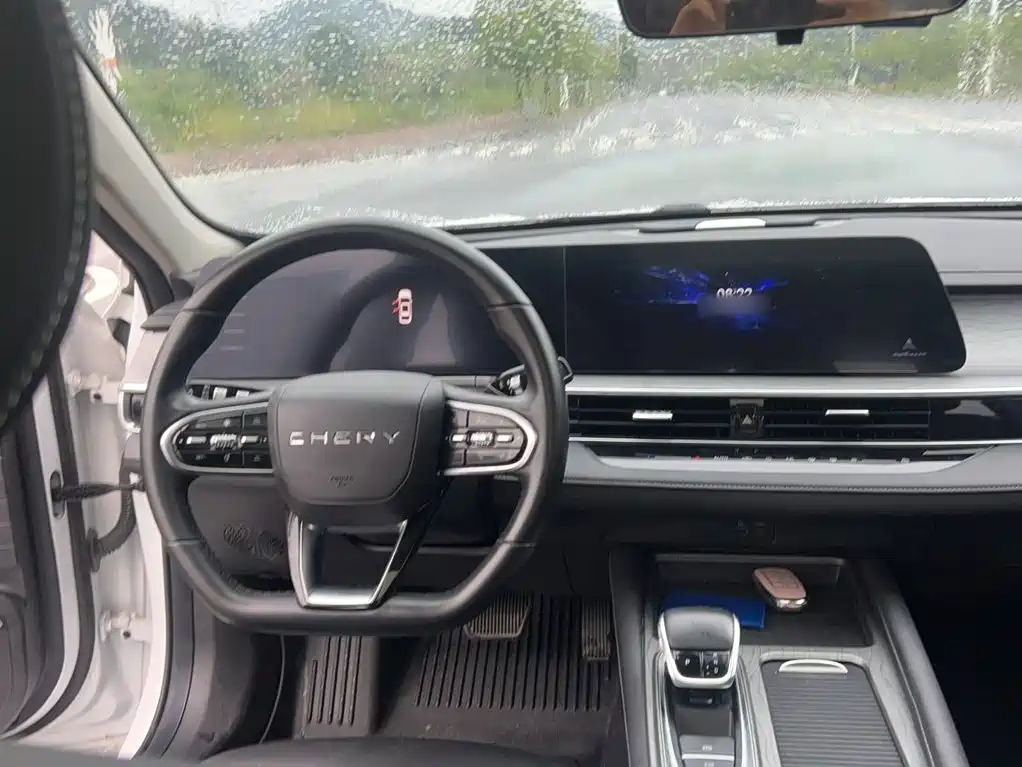 Chery Arrizo 8 — миниатюра 15