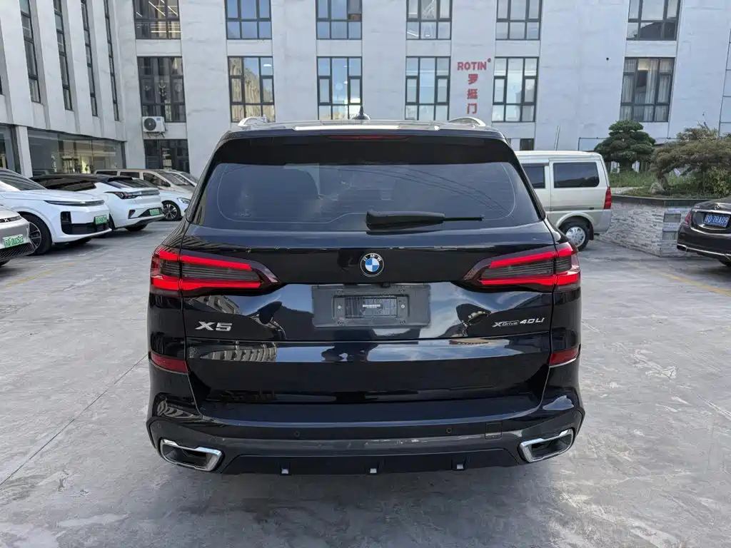 BMW X5 2022 xDrive 40Li Premium M Sport