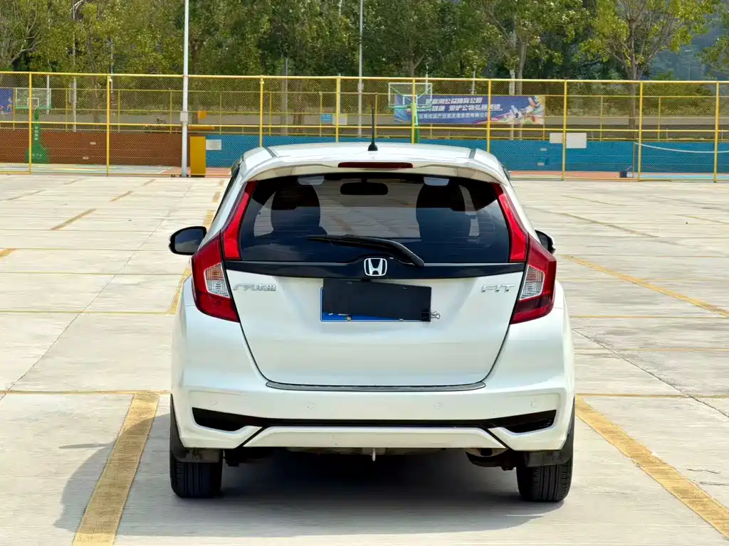 Honda Fit — миниатюра 4