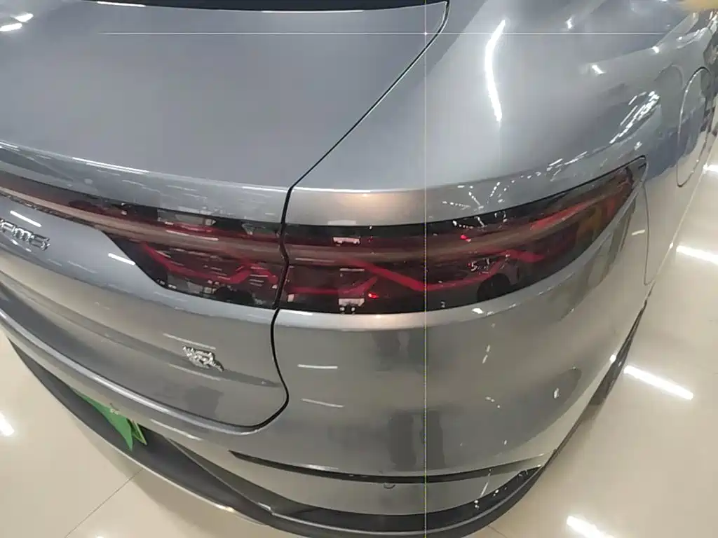 BYD Han — миниатюра 8