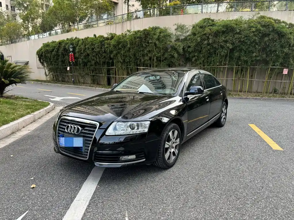 Audi A6L 2011 2.8 FSI Luxury