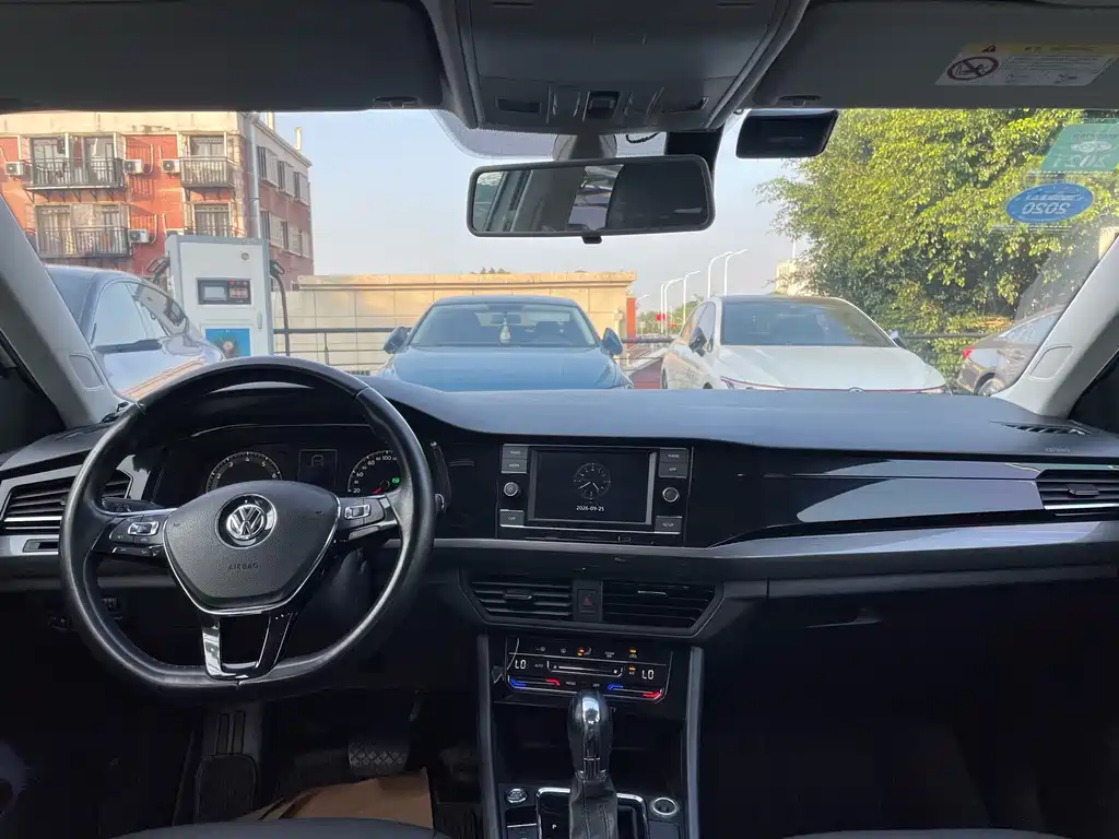 Volkswagen Bora — миниатюра 12