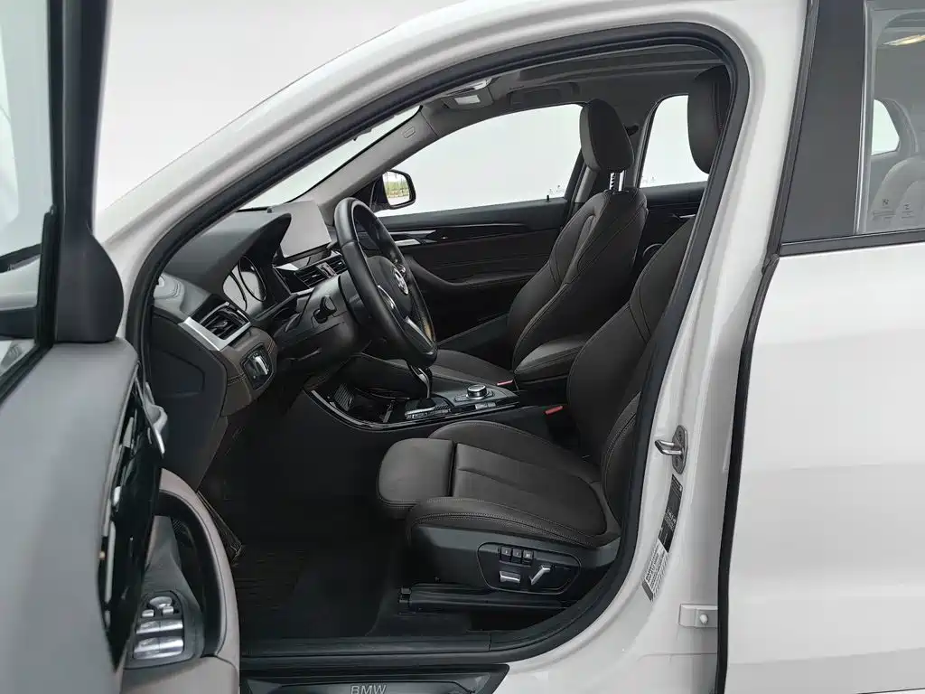 BMW X2 — миниатюра 10