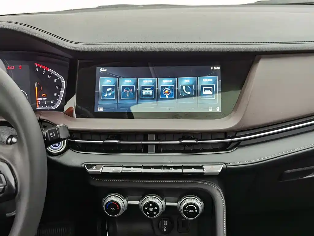 Changan CS15 — миниатюра 12
