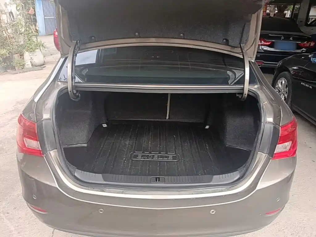 Buick Excelle — миниатюра 19