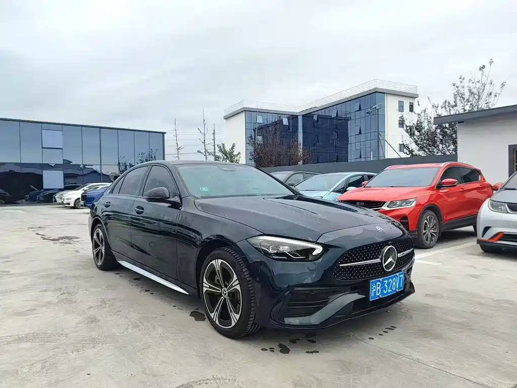 Mercedes-Benz C-Class — миниатюра 2