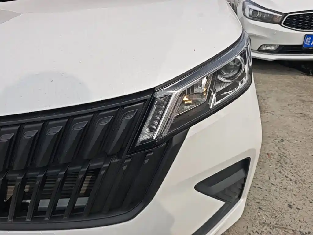 Wuling Jiachen — миниатюра 24