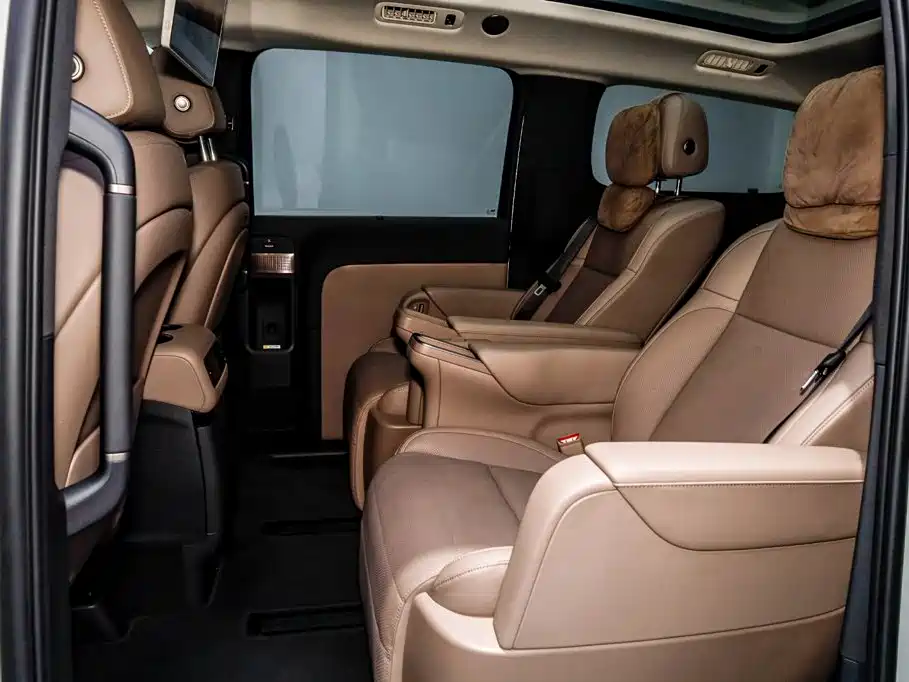 Li Auto Li MEGA — миниатюра 9