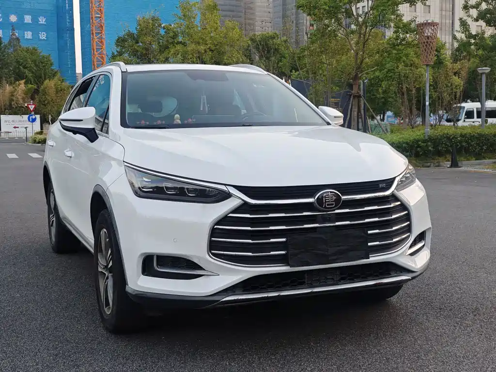 BYD Tang — миниатюра 3