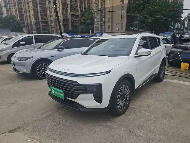 2025 JETOUR X70