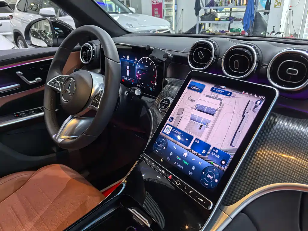 Mercedes-Benz GLC — миниатюра 8