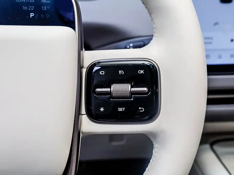 Li Auto Li i8 — миниатюра 30