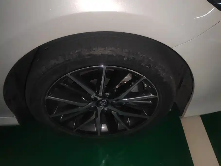 Toyota Camry — миниатюра 6