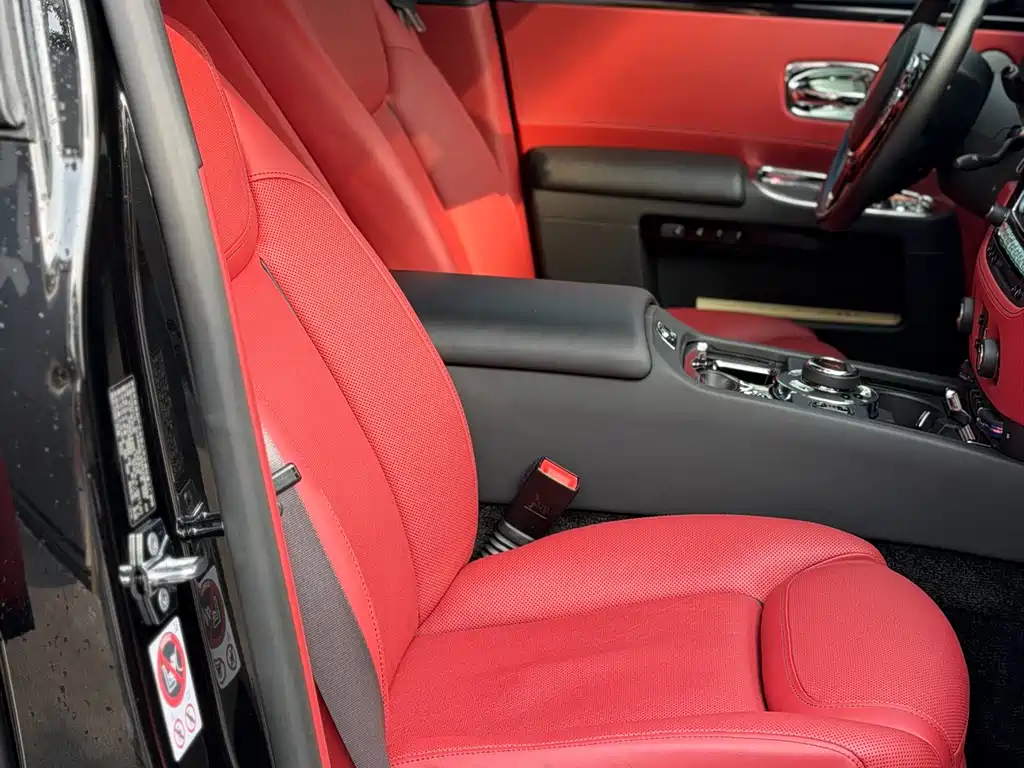 Rolls-Royce Ghost — миниатюра 9