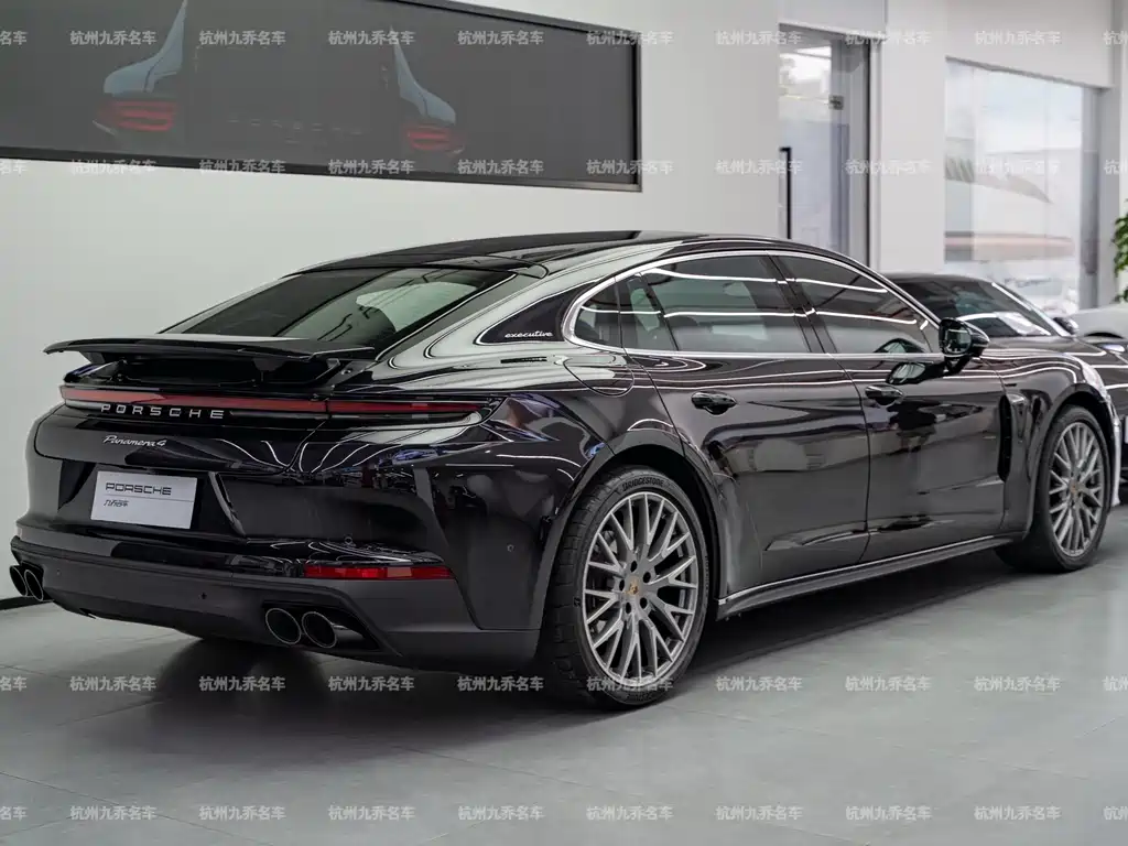 Porsche Panamera 2026 Panamera 4 Executive Long Wheelbase 2.9T