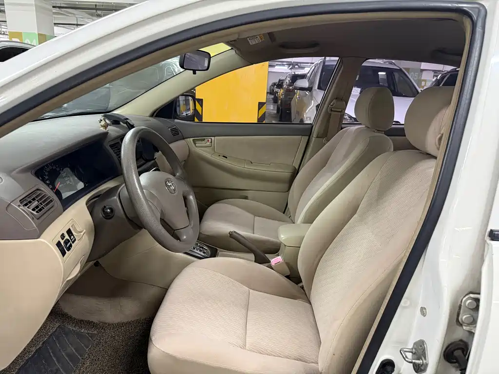 Toyota Corolla 2011 1.6L AT Luxury