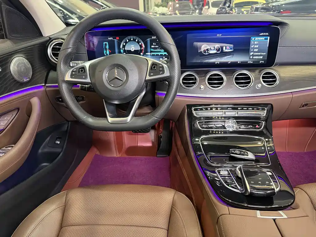 MERCEDES-BENZ E CLASS