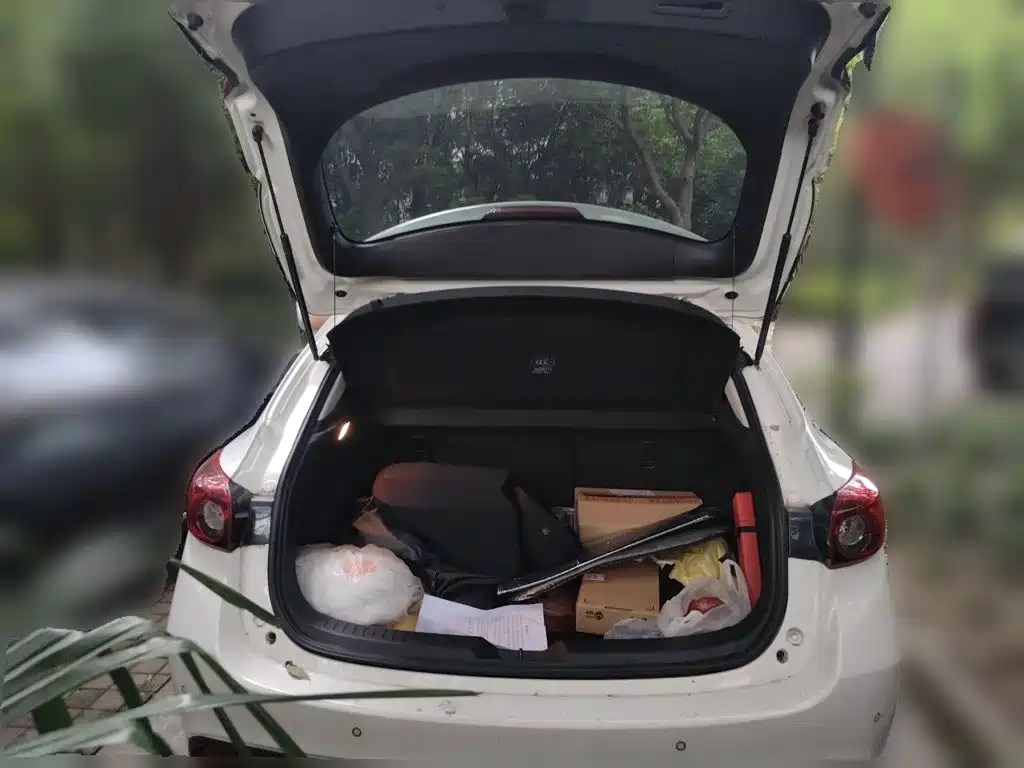 Mazda 3 Axela — миниатюра 10