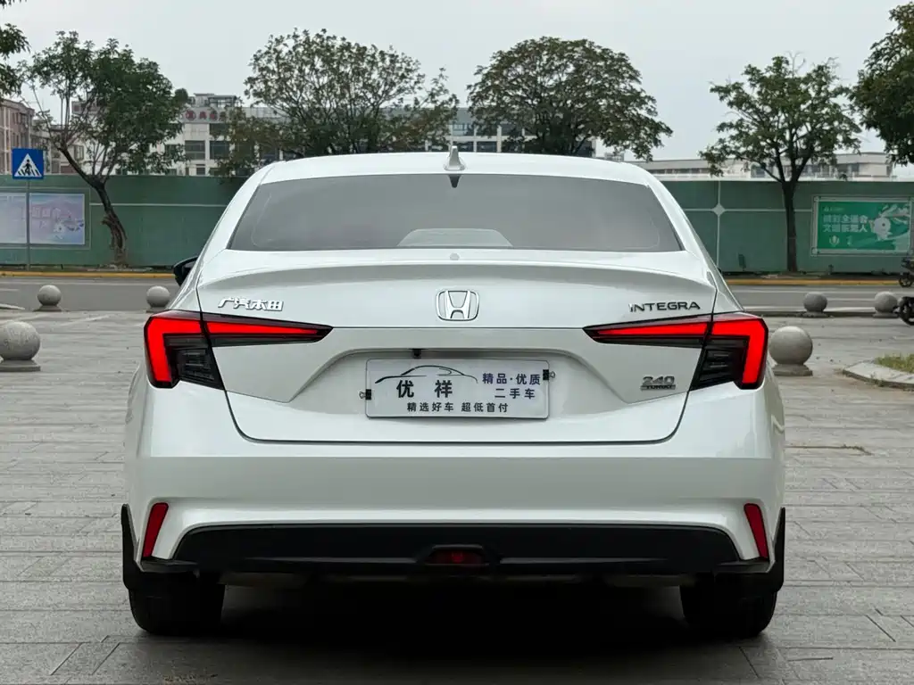 Honda Integra — миниатюра 13