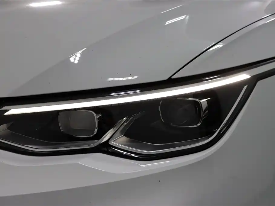 Volkswagen Golf — миниатюра 16