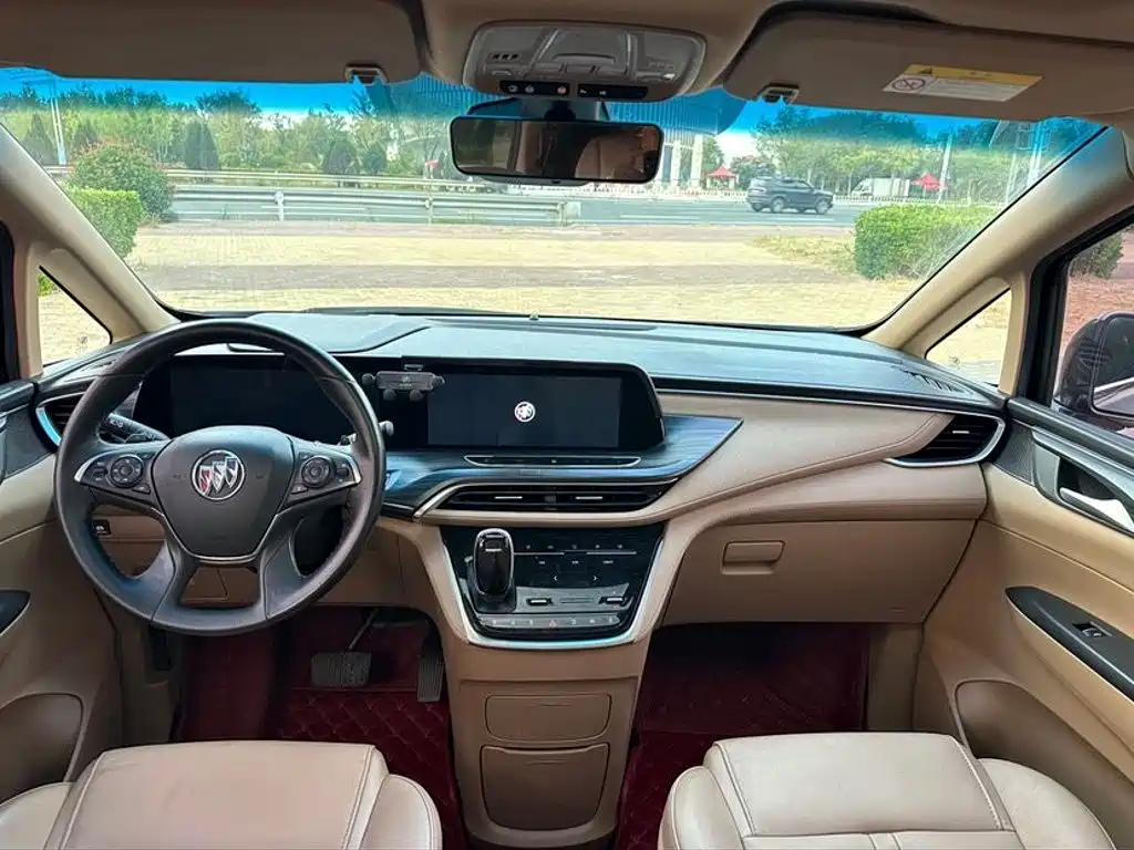 Buick GL8 — миниатюра 9