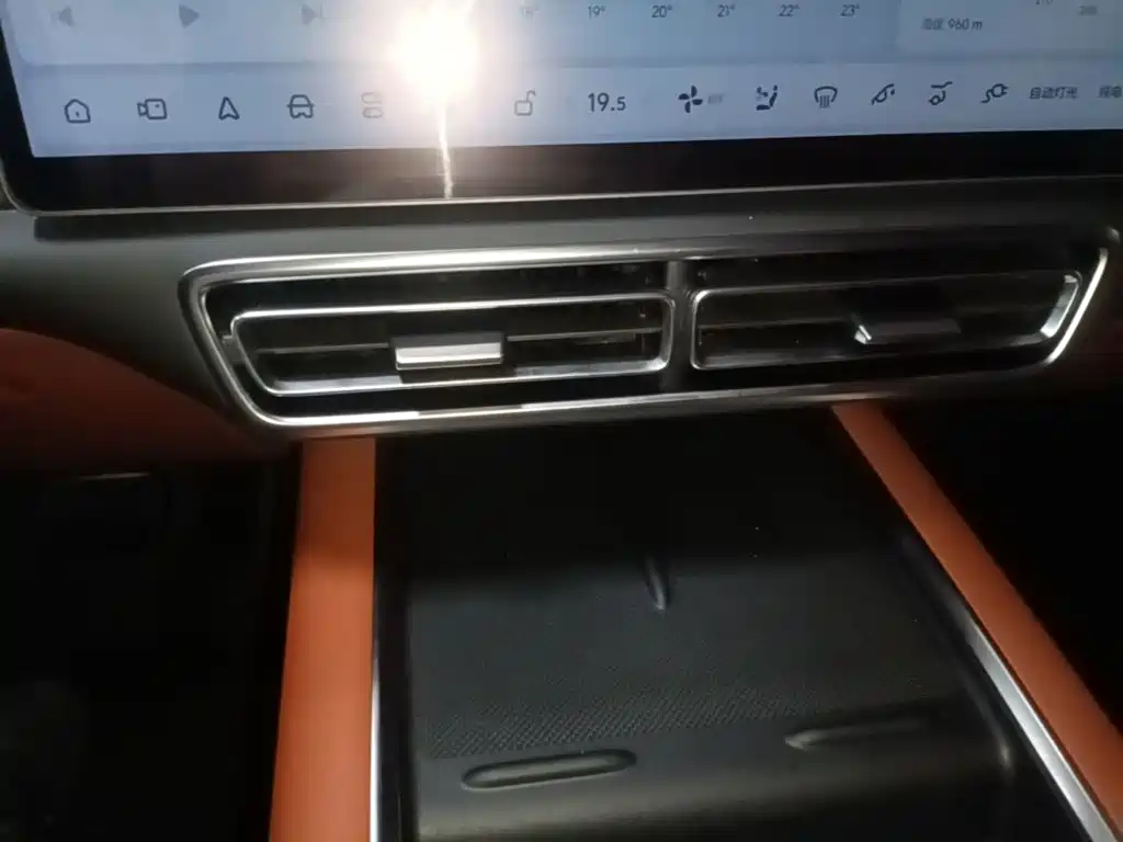 Li Auto Li L7 — миниатюра 13