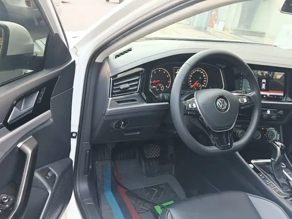 Volkswagen Sagitar — миниатюра 16
