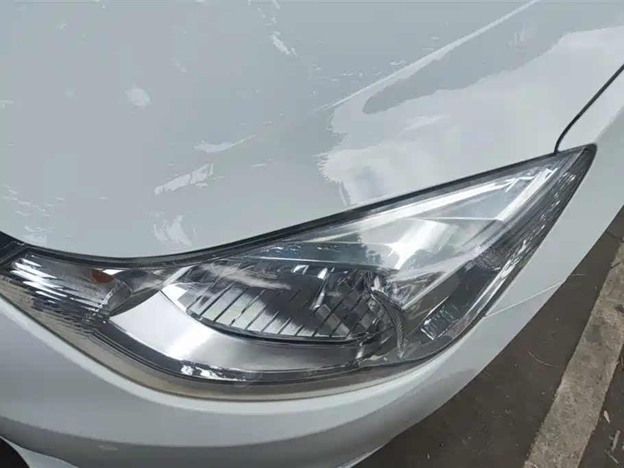 Chevrolet Sail 2015 3 1.5L AMT