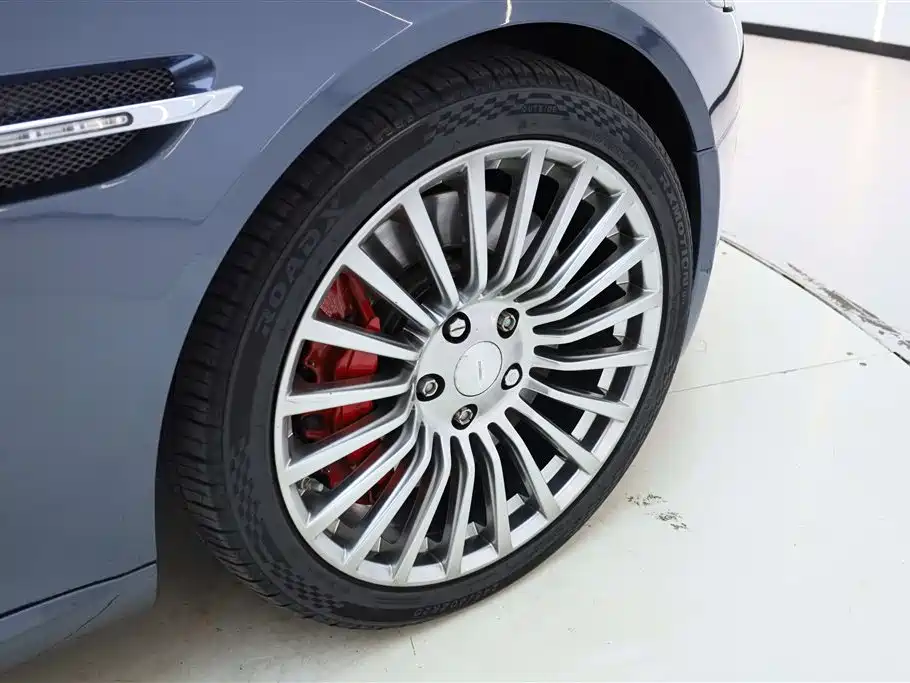 Aston Martin Rapide 2010 6.0L