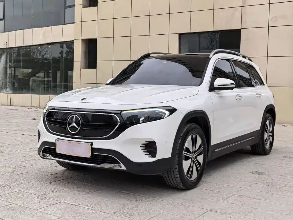 Mercedes-Benz EQB 2022
