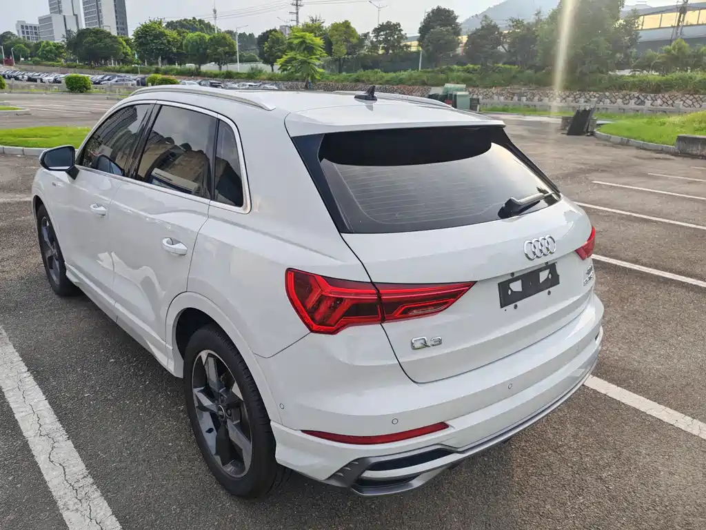 Audi Q3 — миниатюра 5