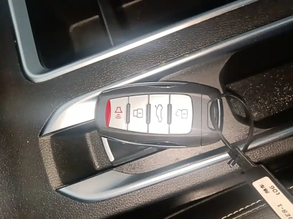 Haval M6 — миниатюра 9